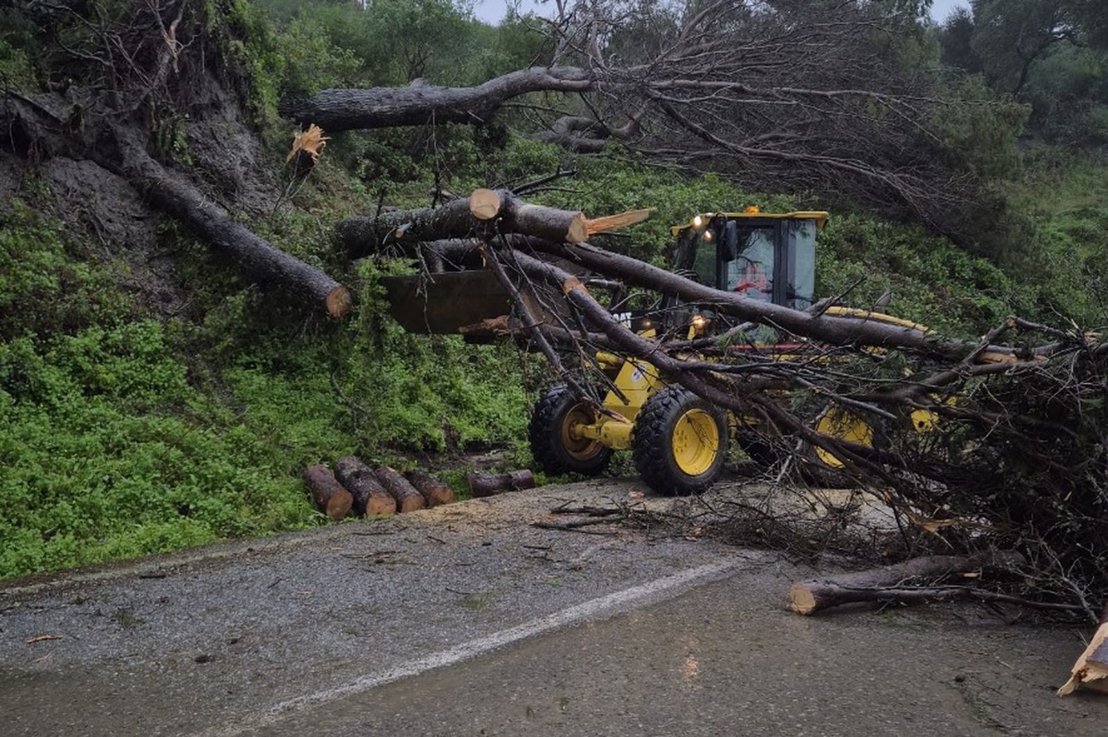 El Parque Móvil de Ceuta durante los diferentes temporales