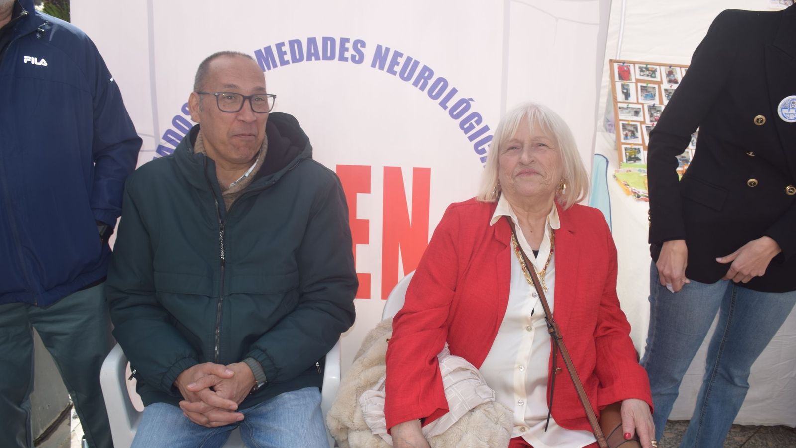 Acto de ADEN en la plaza de los Reyes con motivo del Día de las Enfermedades Raras