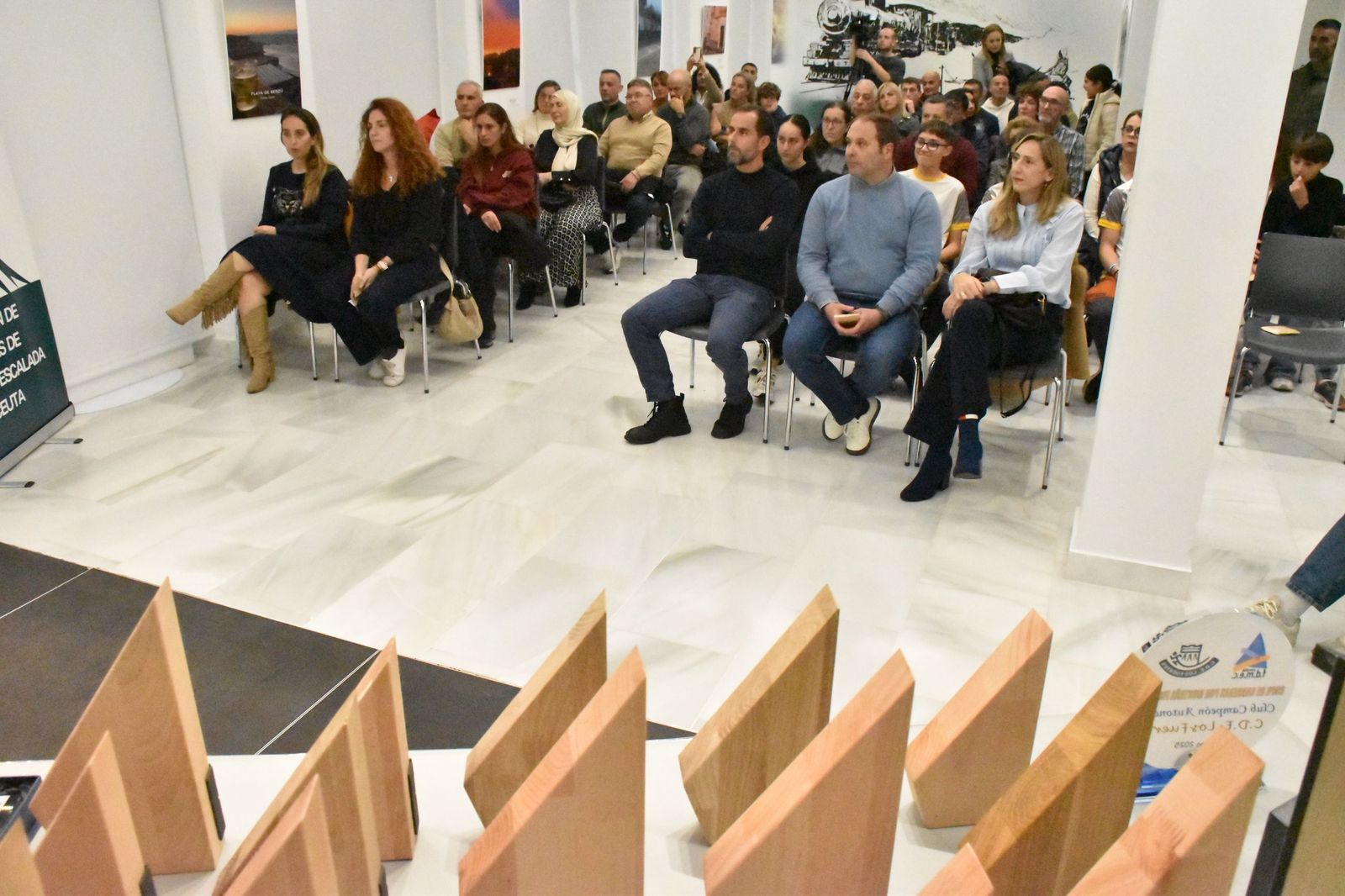 La FDMEC cierra la temporada con un homenaje y un acuerdo histórico con la Legión