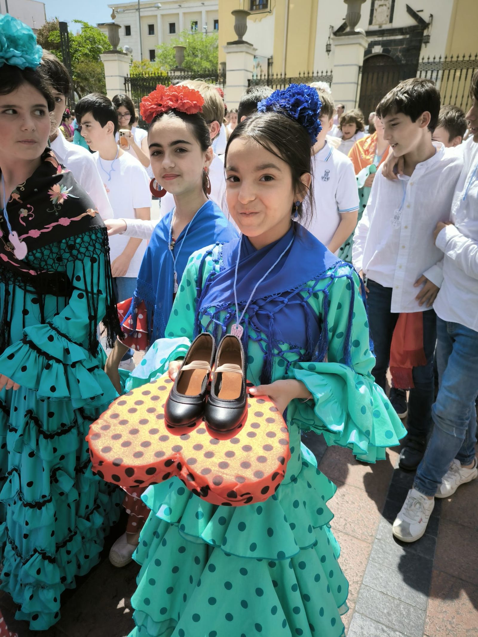 El Colegio La Inmaculada lleva la romería de Los Remedios al centro de Ceuta
