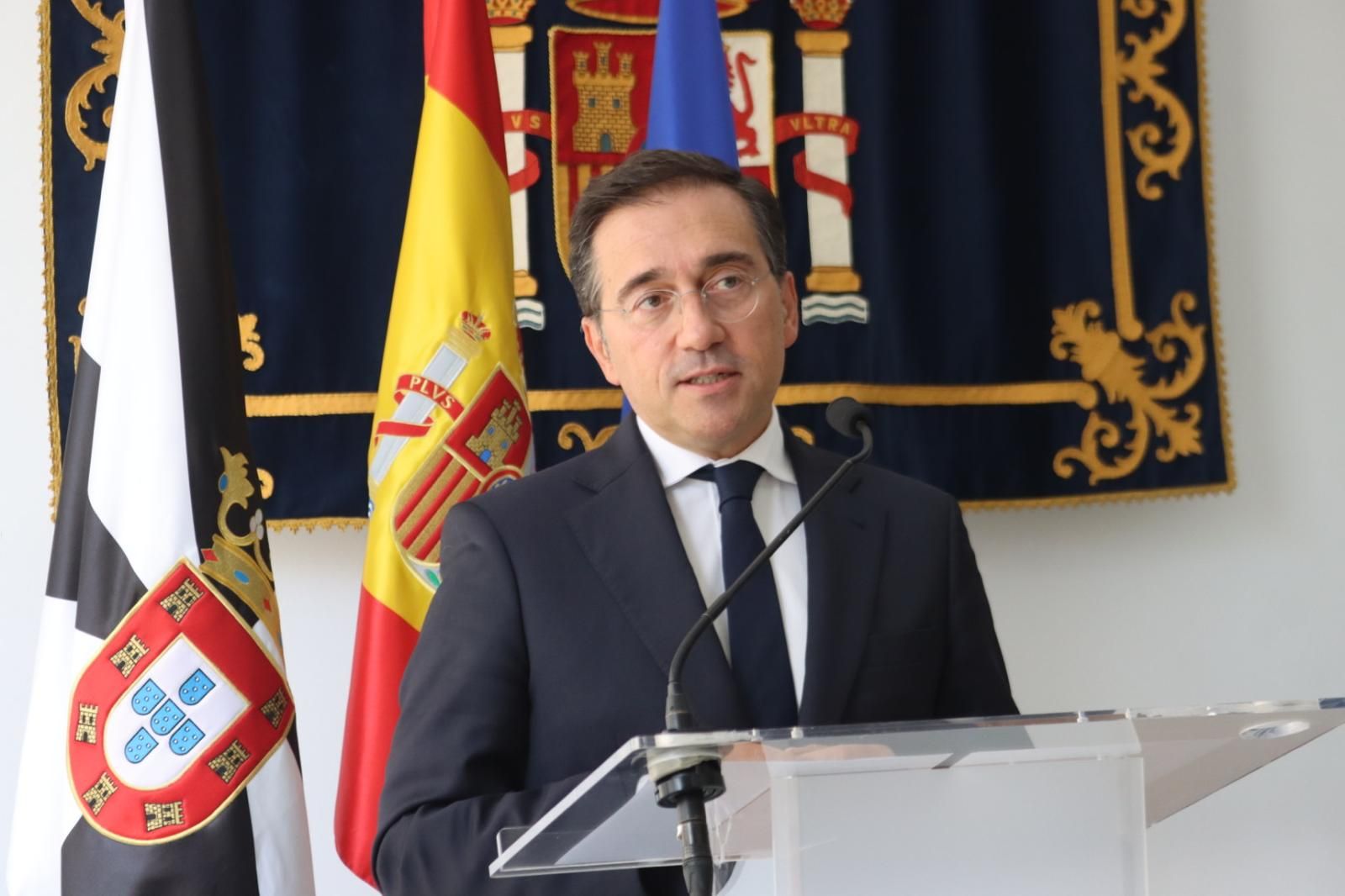 El ministro de Asuntos Exteriores, José Manuel Albares, comparece en la Delegación del Gobierno en Ceuta