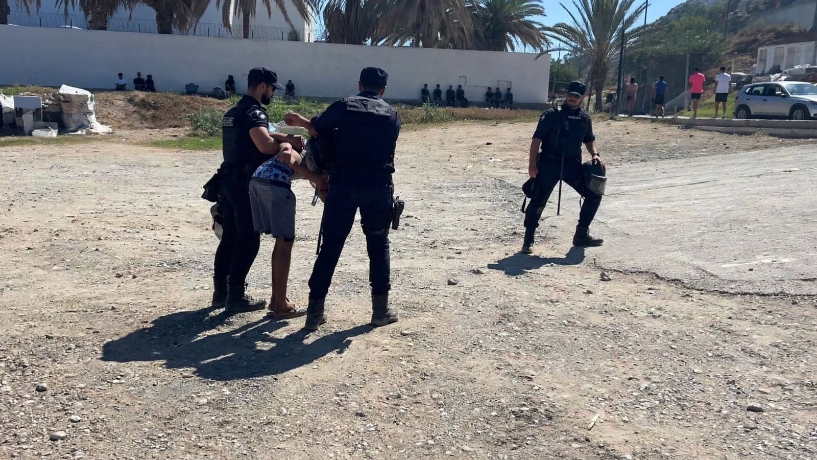 Tres detenidos por intentar secuestrar a dos menores en el Trampolín