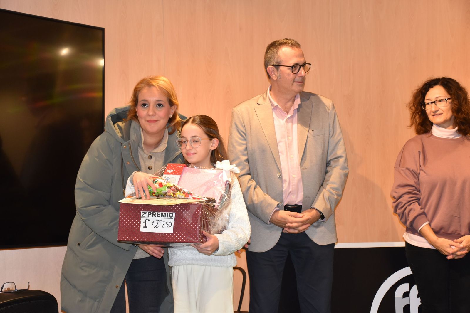 La entrega de premios de la FAMPA por la confección de tarjetas navideñas, en imágenes