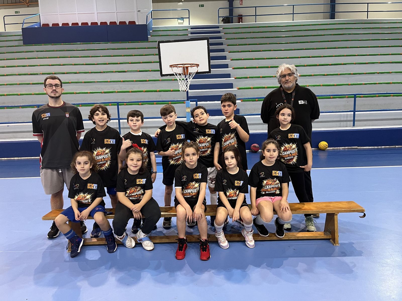Participantes en el 'Campus' de Baloncesto