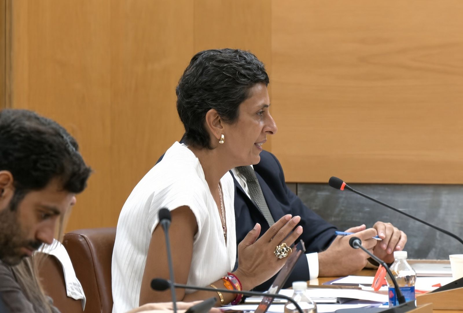 Kissy Chandiramani, durante el Pleno de la Asamblea