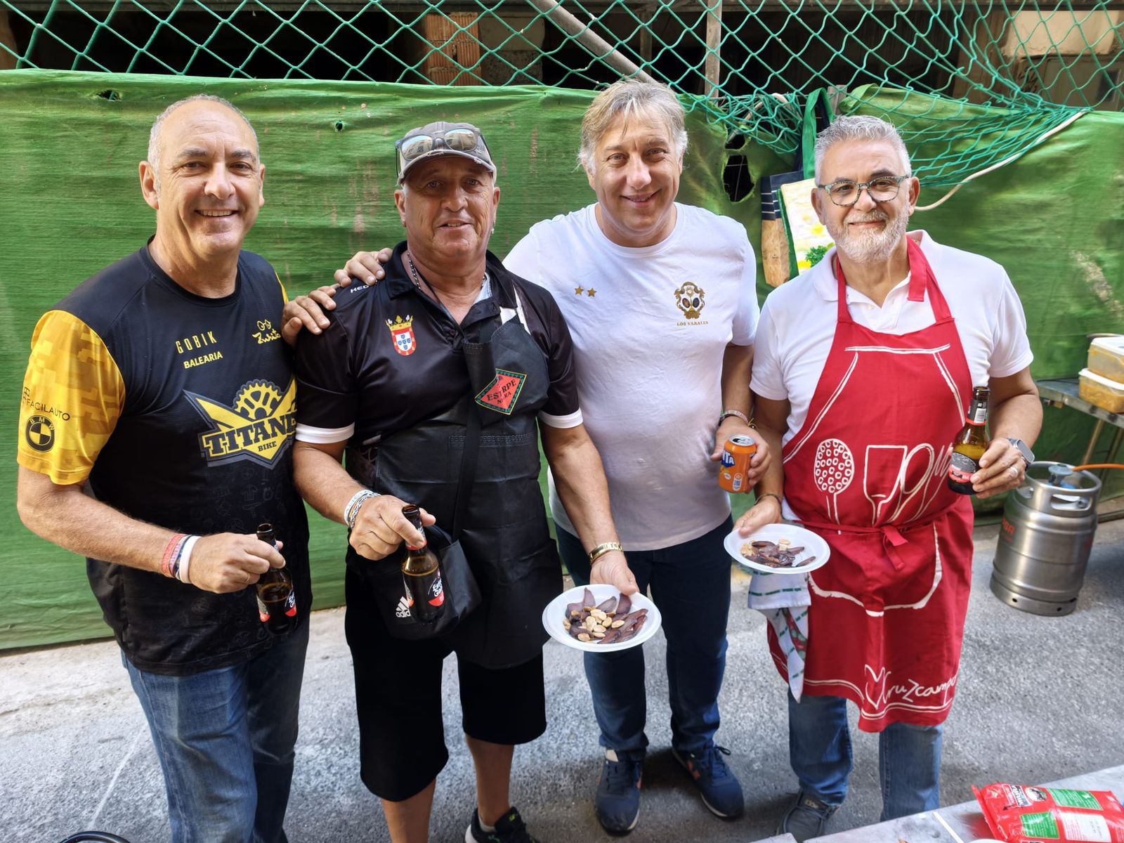 La solidaridad y el buen ambiente vuelven a llenar Teniente Pacheco con el XII Potaje Solidario
