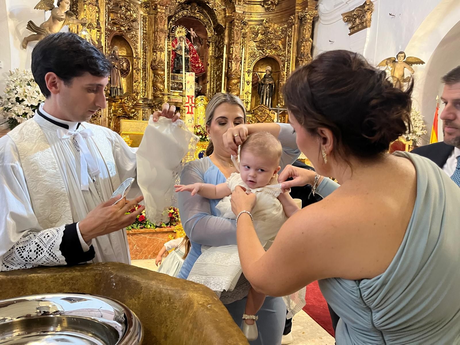 Bautismo de Nico, Mateo y Leo en el Santuario