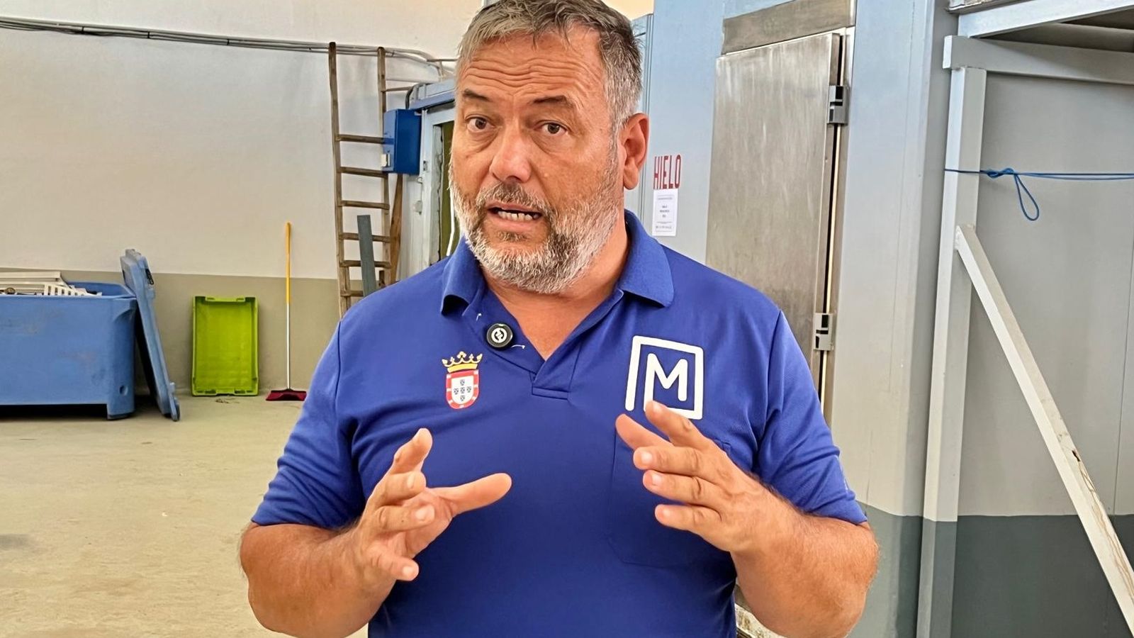 El secretario de la Cofradía de Pescadores de Ceuta, Juan Manuel Sánchez, en la Lonja