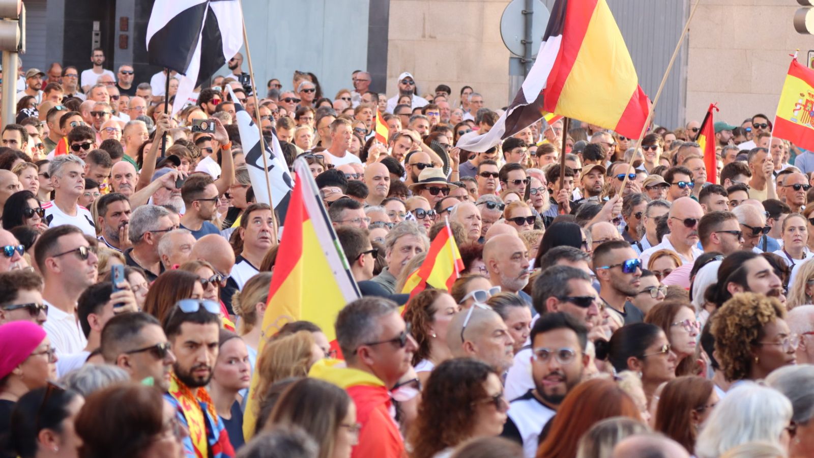 Concentración de las Cuatro Culturas por la convivencia y por soluciones ante la crisis migratoria