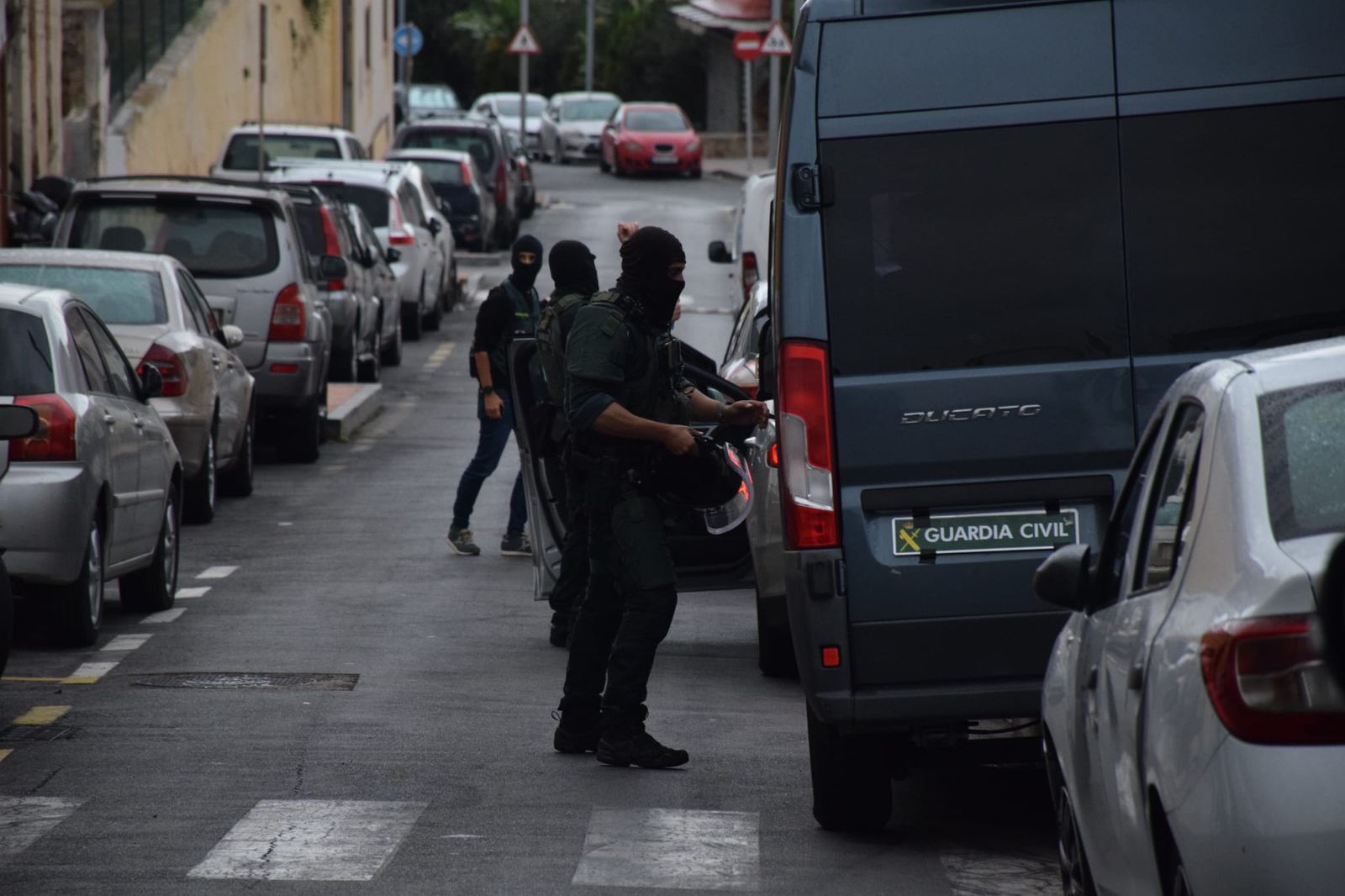 Así fue el operativo de la Guardia Civil contra el tráfico de migrantes que se saldó con 5 detenidos