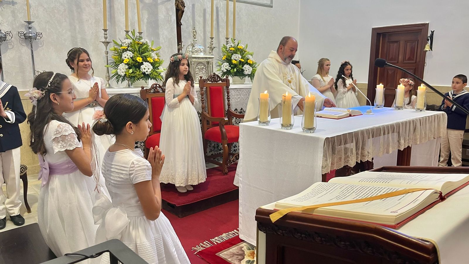 Sábado de comuniones en San Juan de Dios