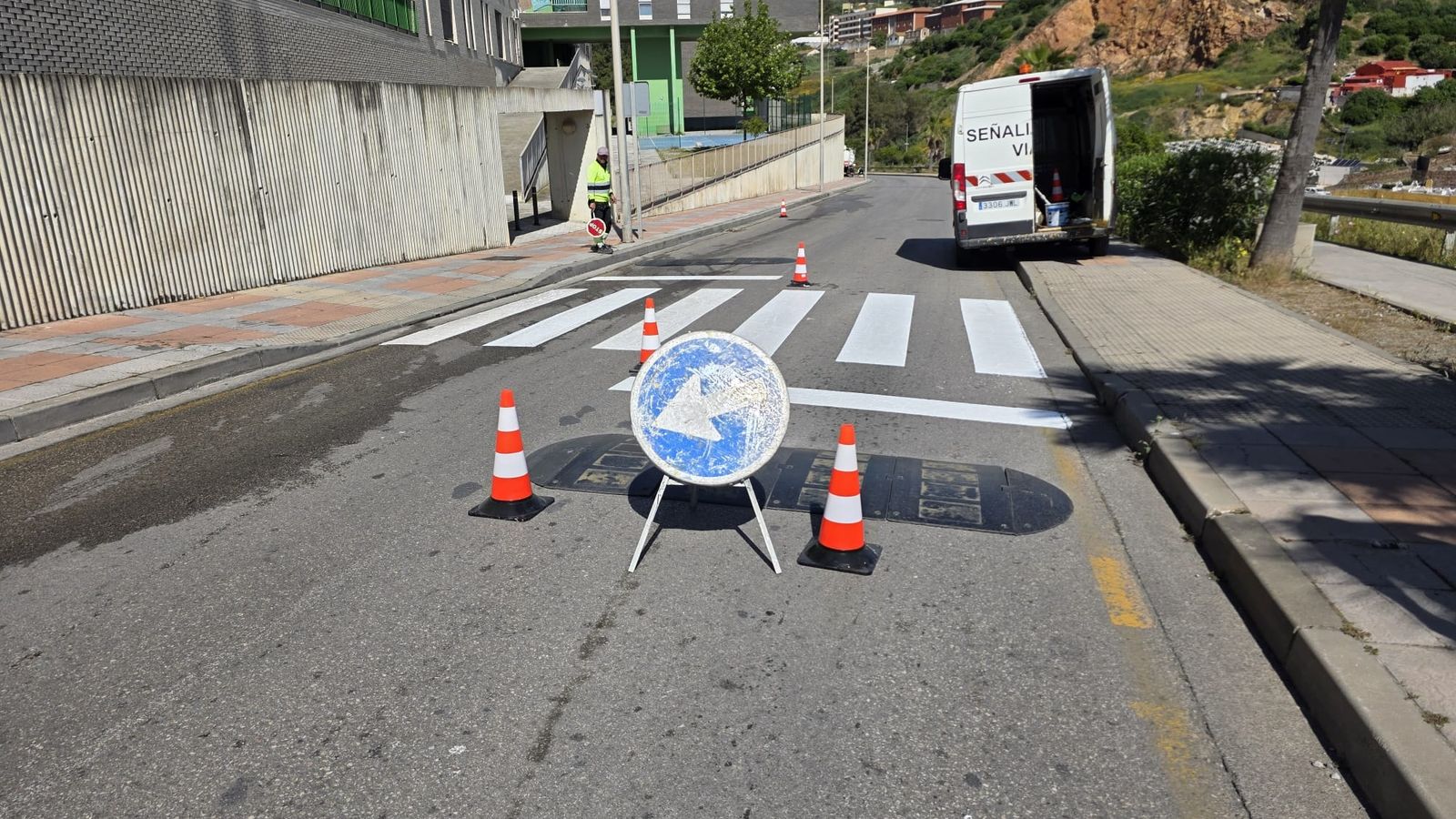 Ya se han procedidos a los trabajos de señalización vial en la barriada