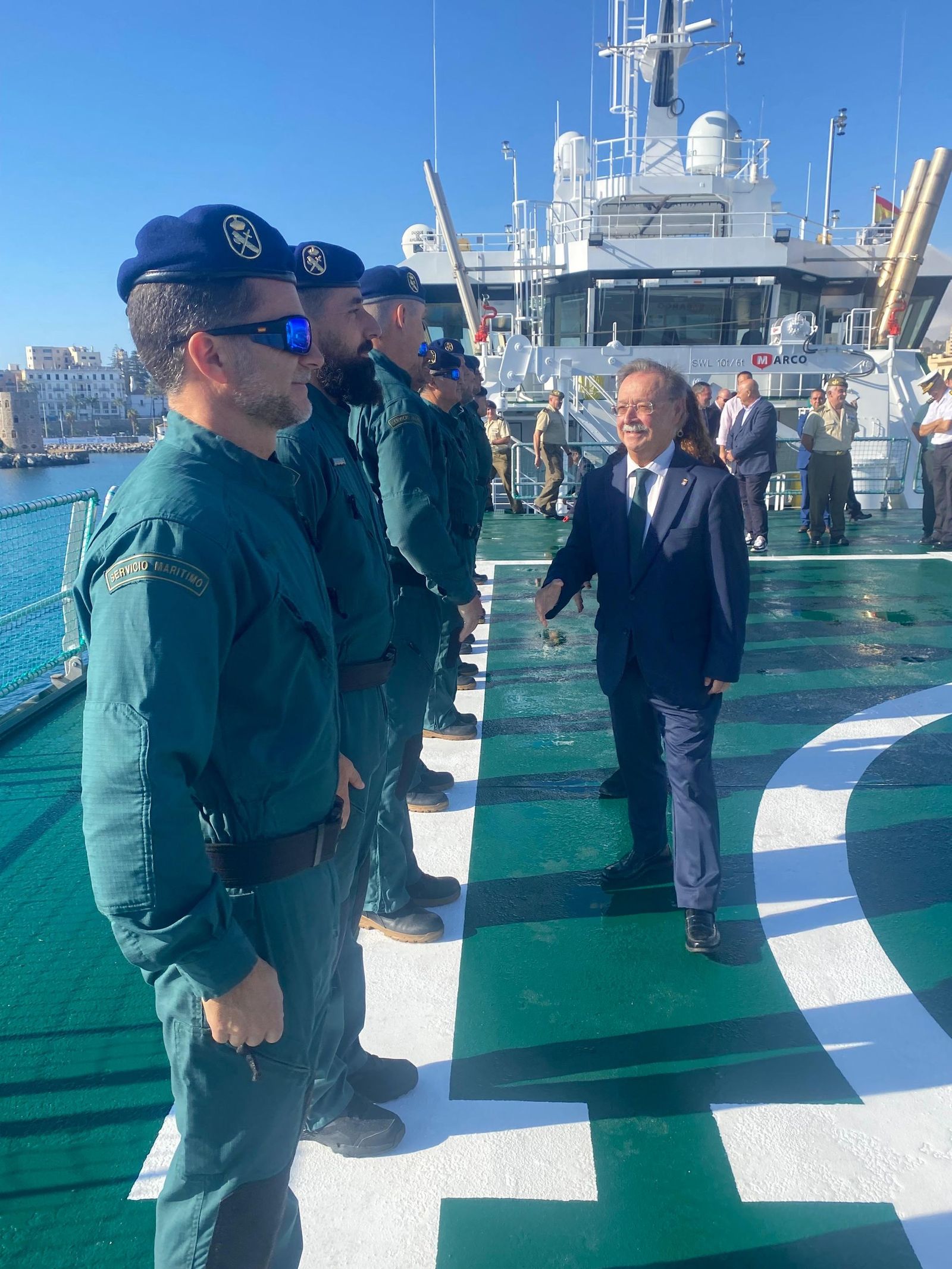 La Guardia Civil muestra sus medios a los escolares
