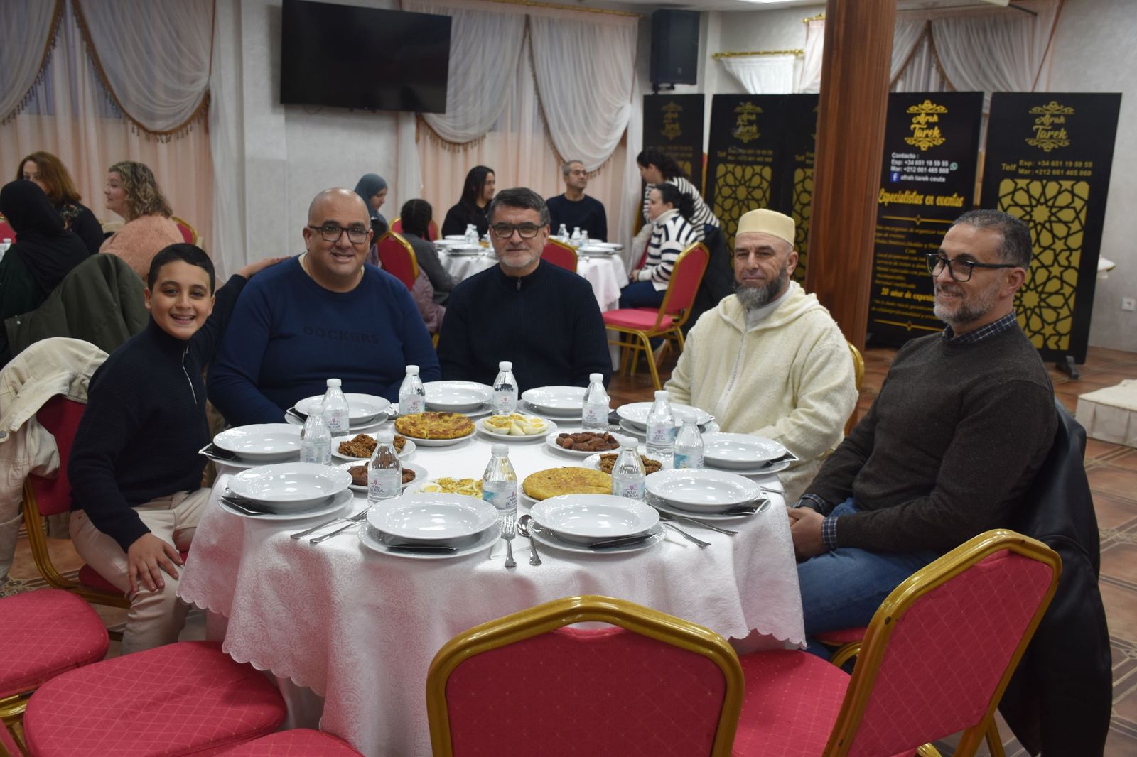 La comunidad educativa celebra el iftar de la FAMPA con “un espíritu constructivo y de colaboración”