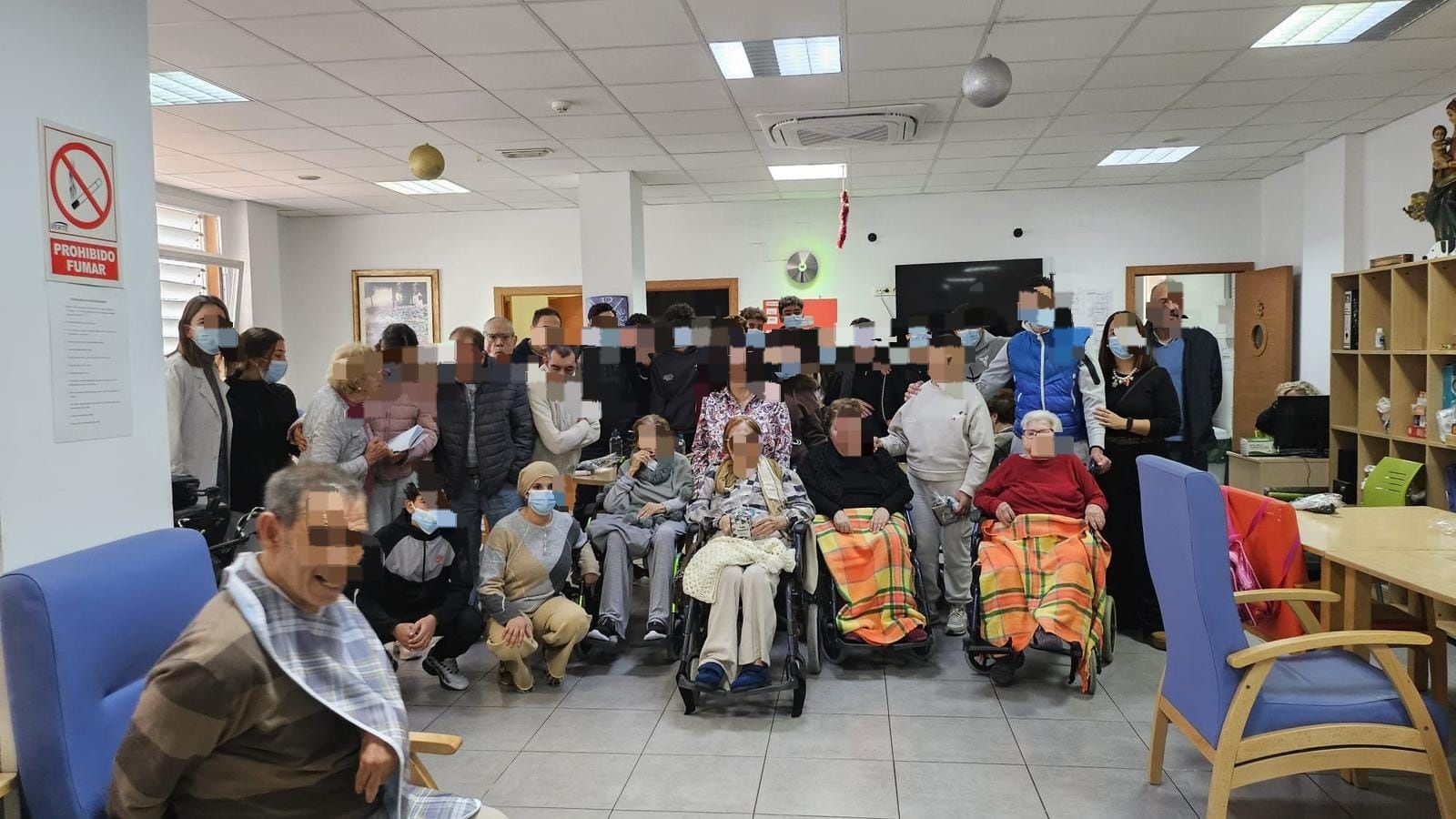 Los menores, en las instalaciones de la Fundación Cruz Blanca