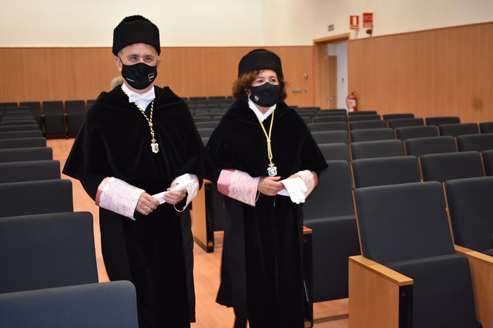 Rector de la UNED y Rectora de la UGR / NICOL'S