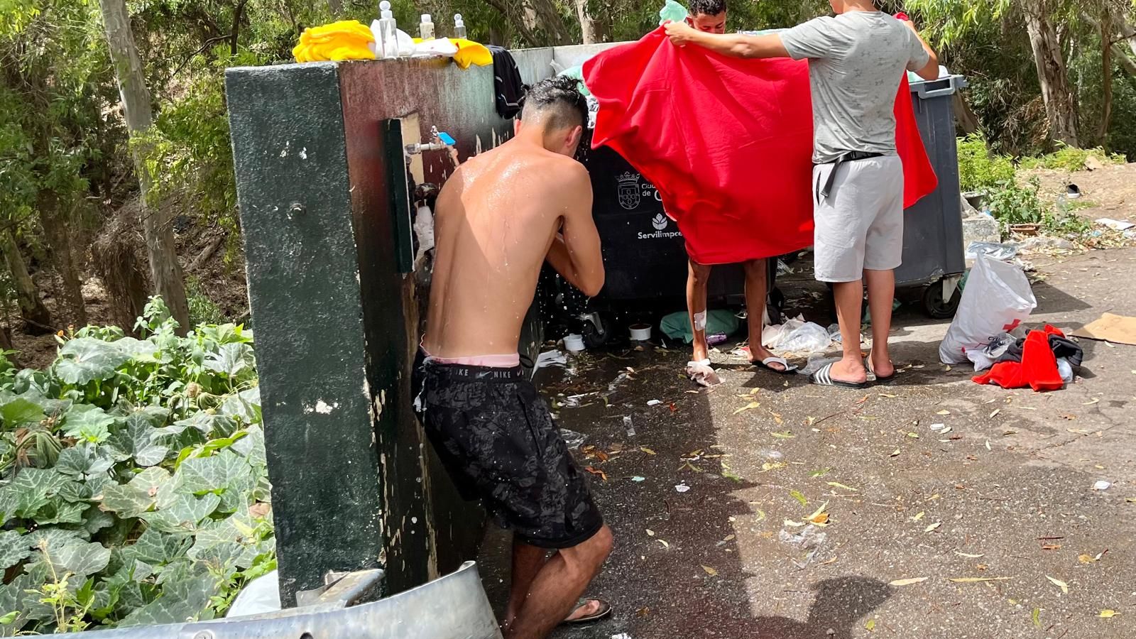 El verano dispara la presión migratoria en Ceuta y colapsa el acceso al CETI