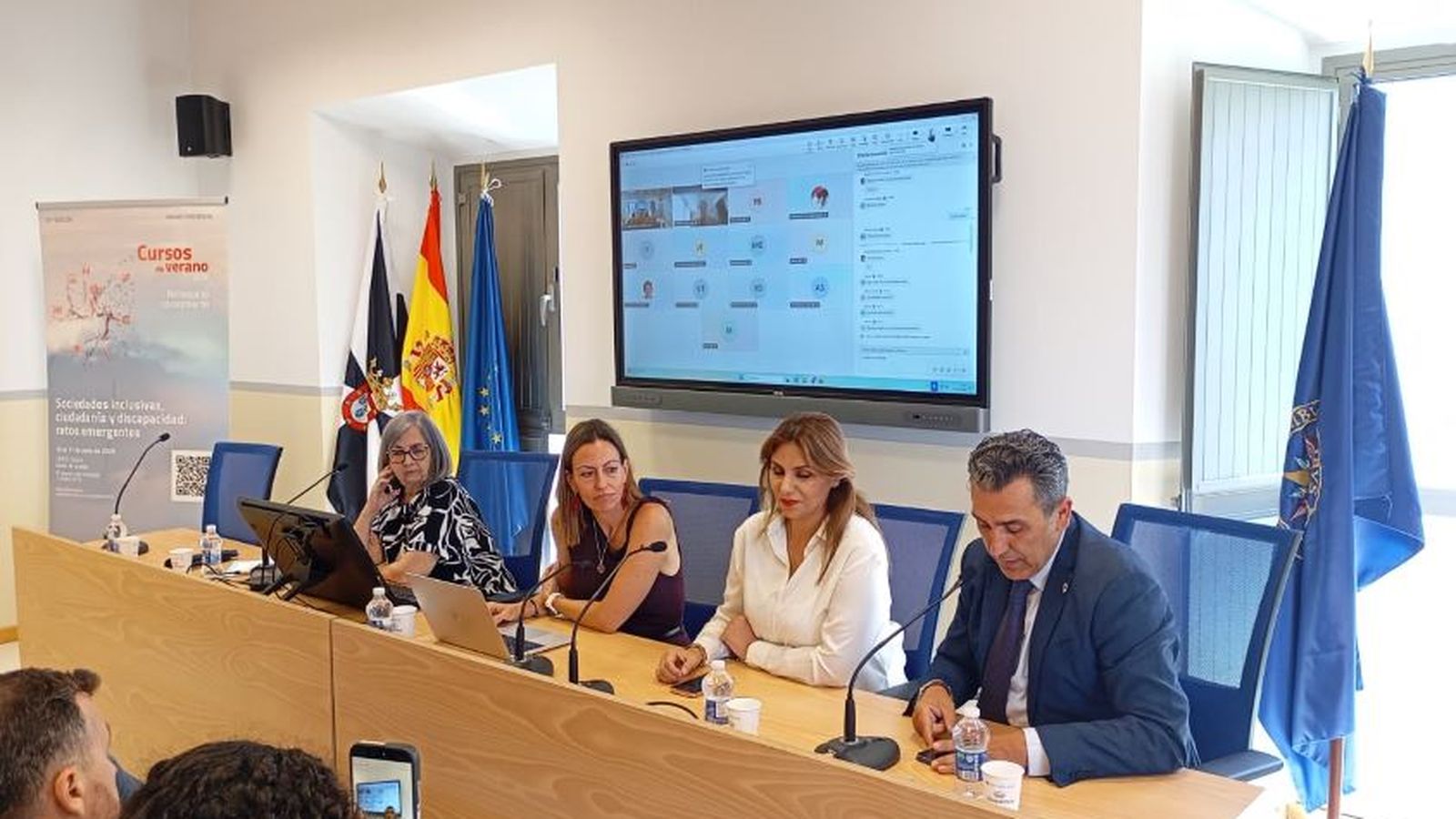 Mesa inaugural del Curso de Verano