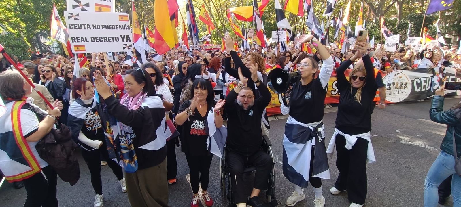 Miles de voces claman en Madrid por Ceuta y exigen soluciones al Gobierno