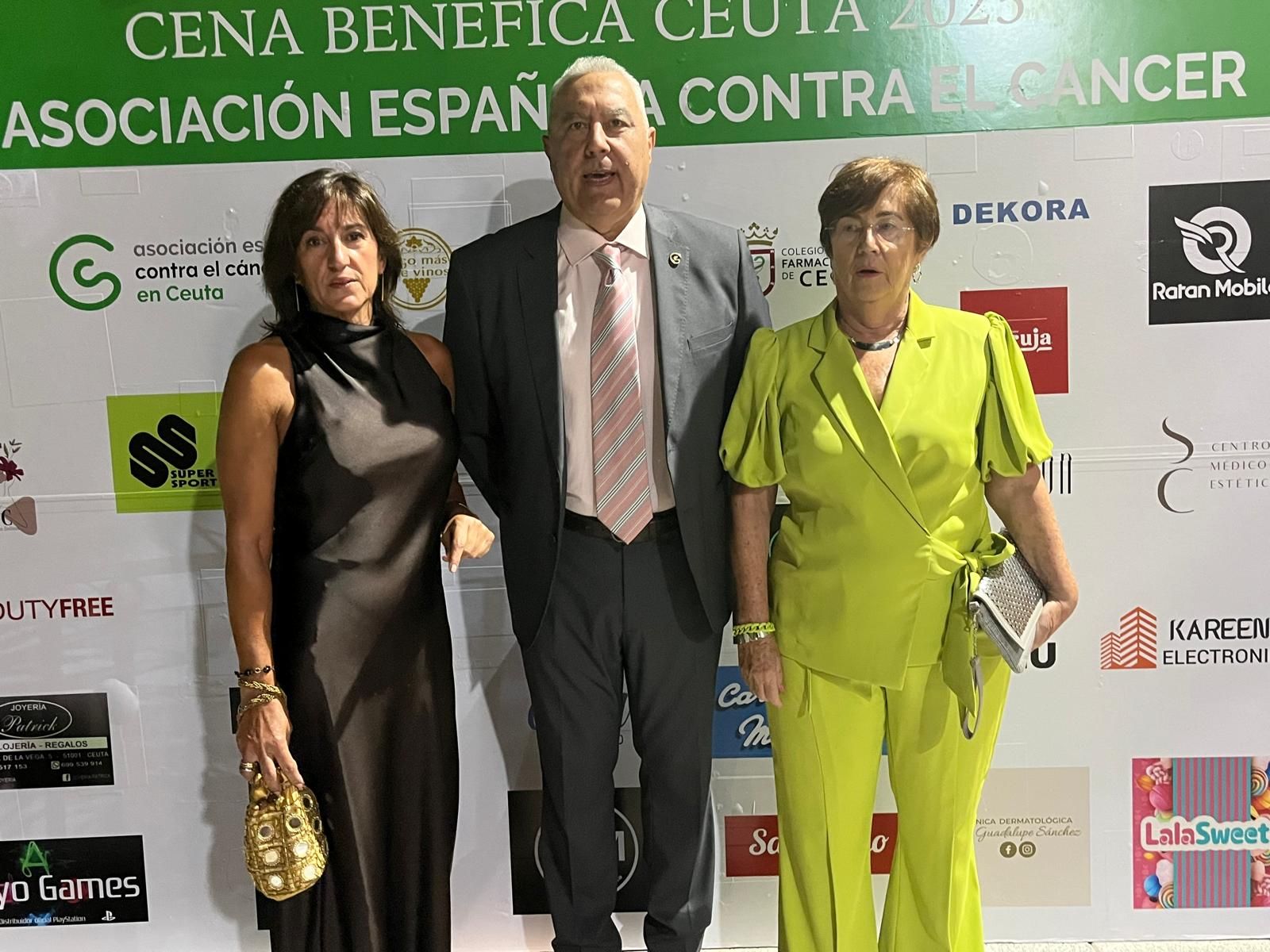 FOGALERÍA | La cena benéfica en Ceuta de la AECC en imágenes