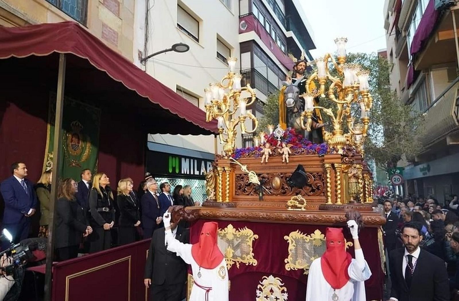 FOTO CASA DE CEUTA EN ALGECIRAS