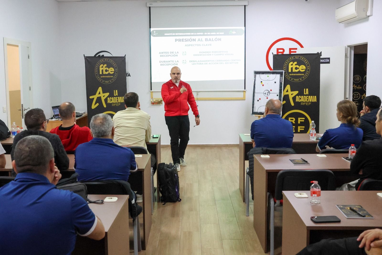 Cursos de la RFFCE