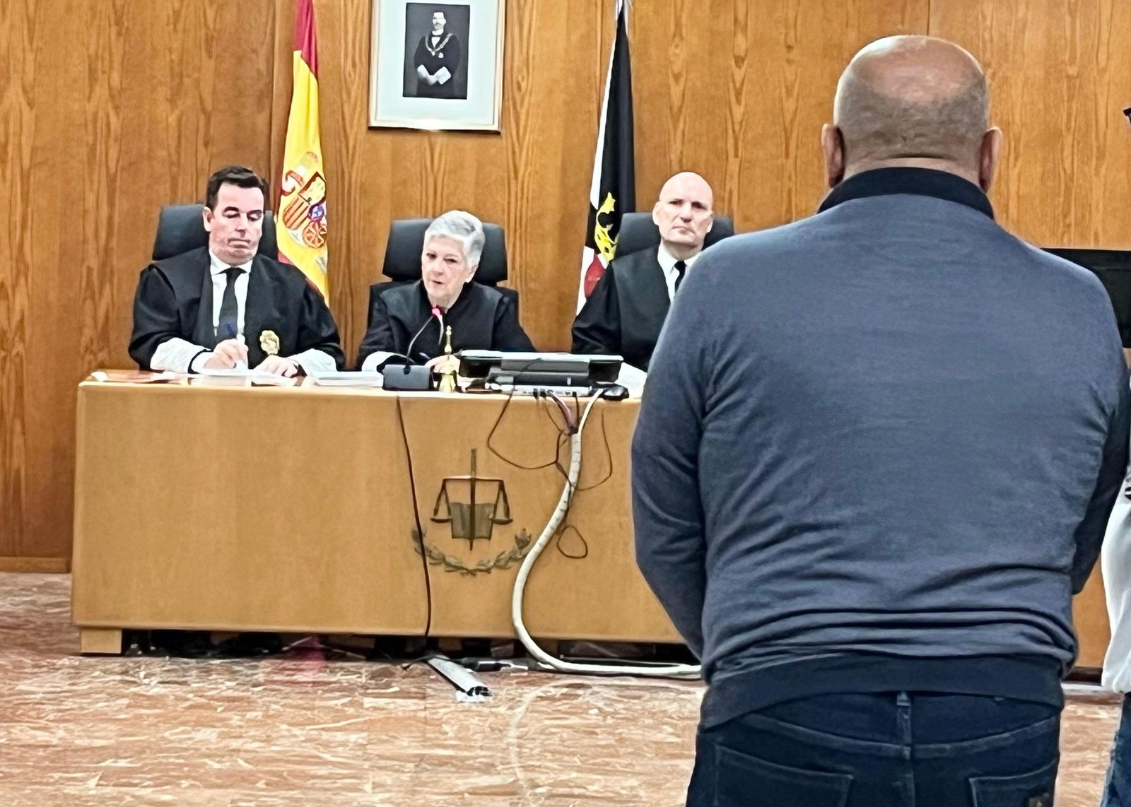 Interrogatorio del acusado ante el tribunal de la Audiencia.