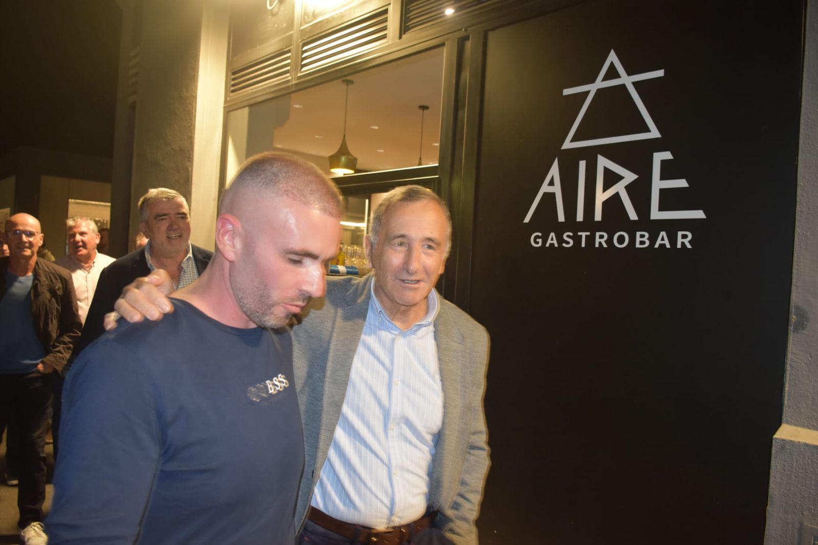 Ambiente madridista en el restaurante 'Aire'