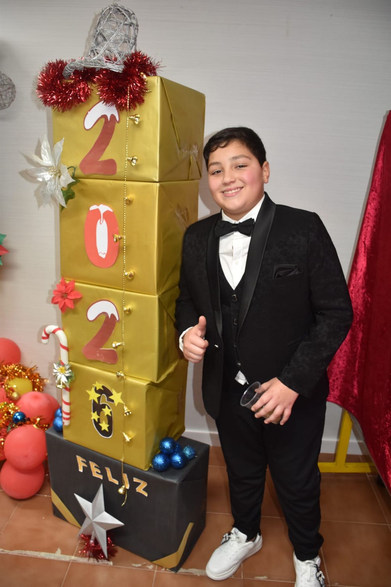 FOTOGALERÍA | Fiesta de Fin de Año en el CEIP Rosalía de Castro