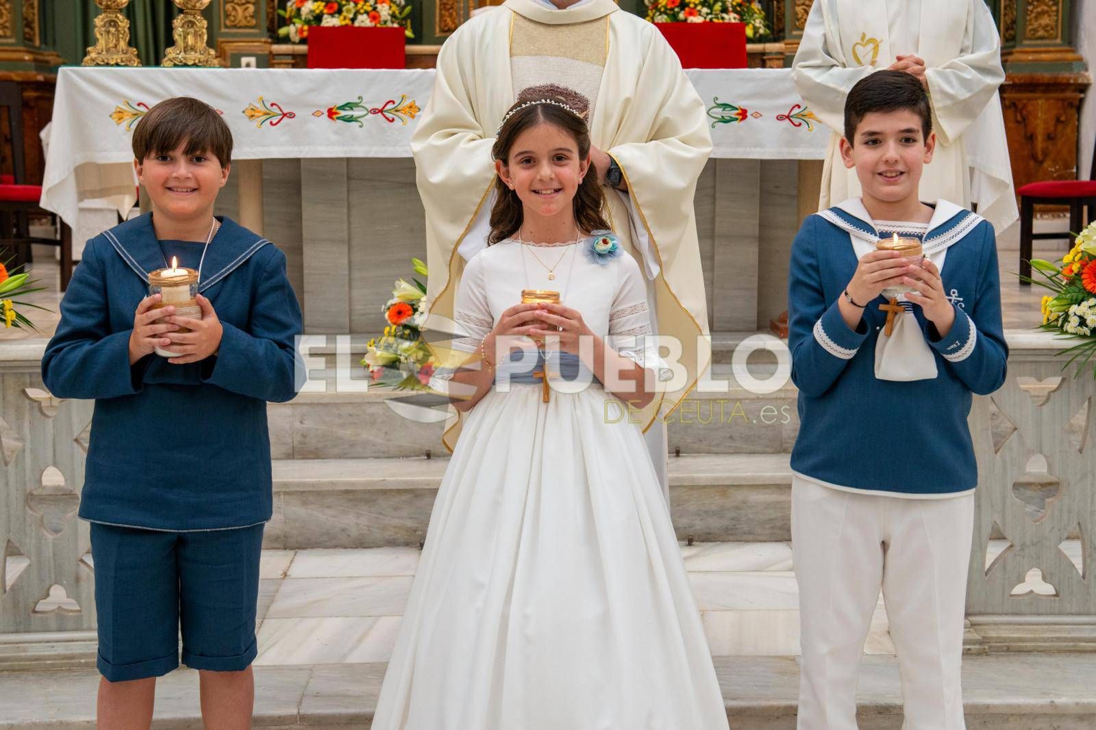 Una primera comunión en la Iglesia de San Francisco