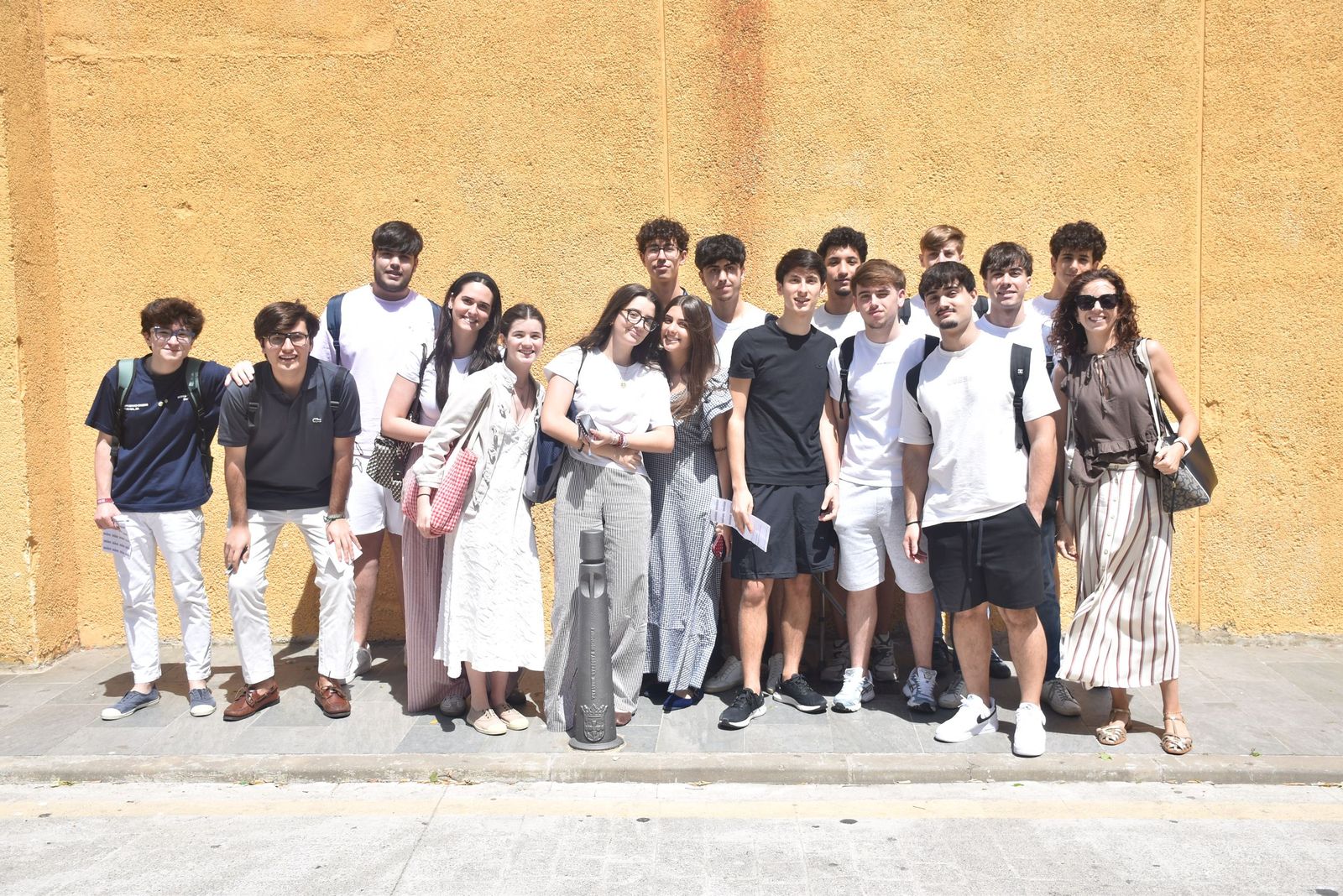 Alumnos tras salir del examen