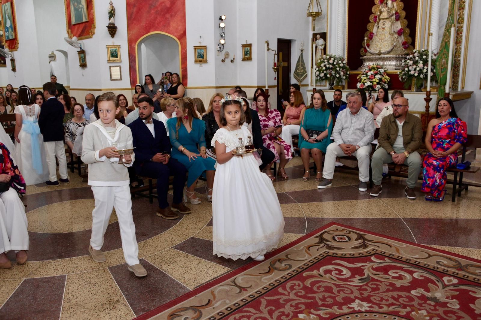 Comuniones en la Parroquia de Santa Teresa de Jesús