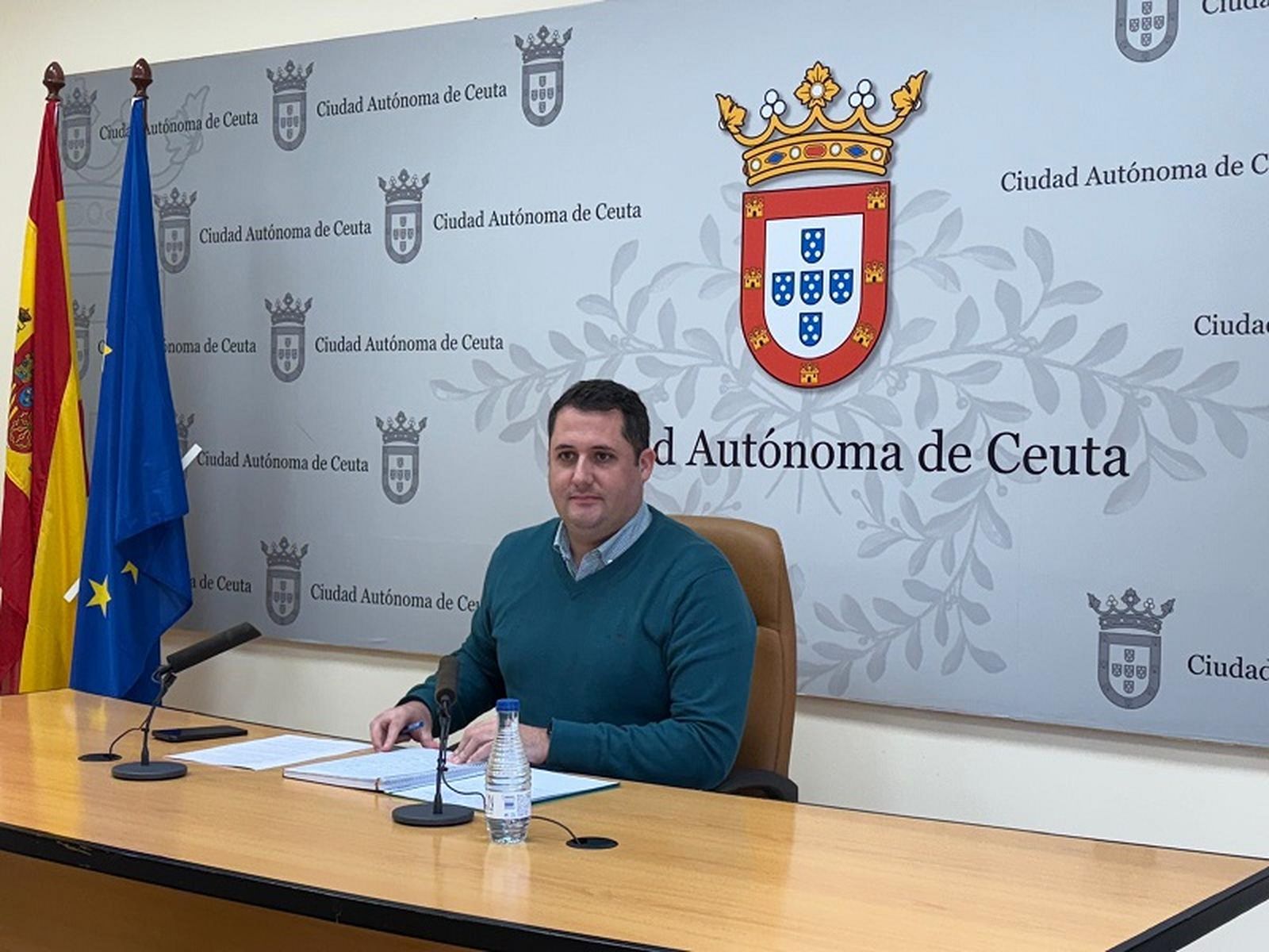 El consejero de Fomento, Alejandro Ramírez, este martes tras el consejo de Gobierno. / FOTO J.I.M.
