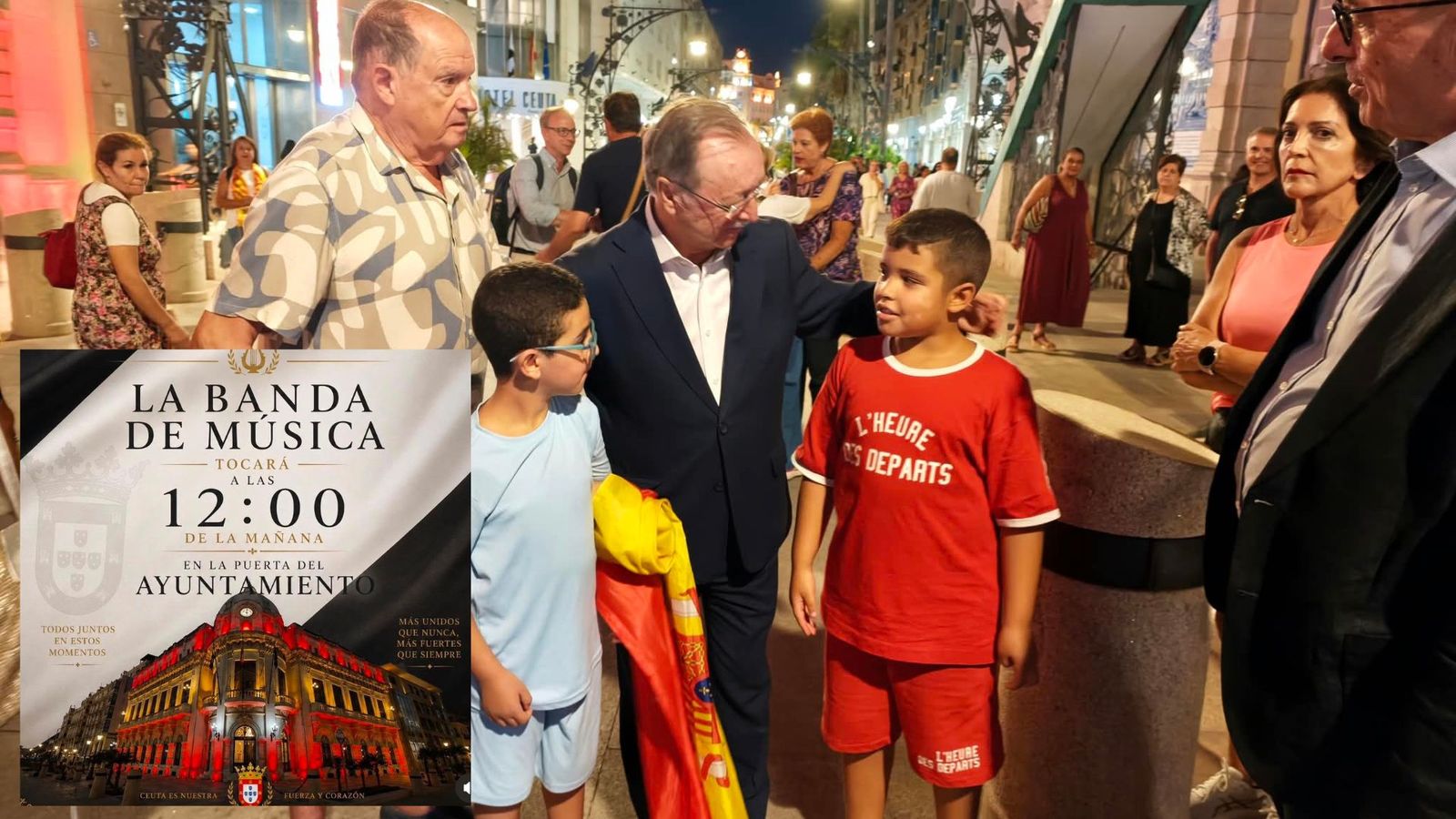 Juan Vivas saluda a los ceutíes que este martes marcharon por la ciudad contra la gestión de la crissi migratoria
