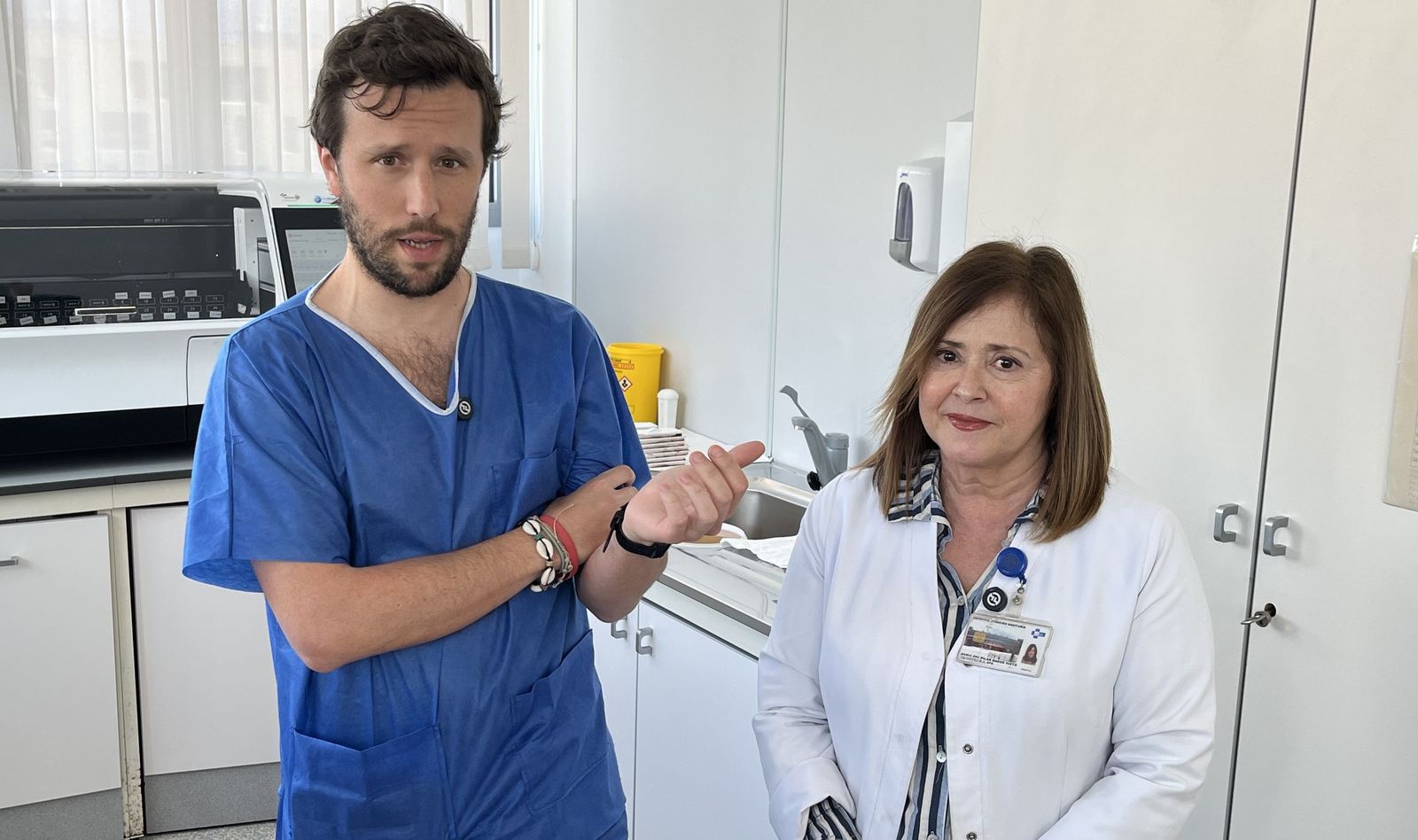 Los facultativos especialistas del área de Anatomía Patológica del HUCE, Nicolás López y Pilar Bados, en sus dependencias durante una entrevista concedida a El Pueblo de Ceuta