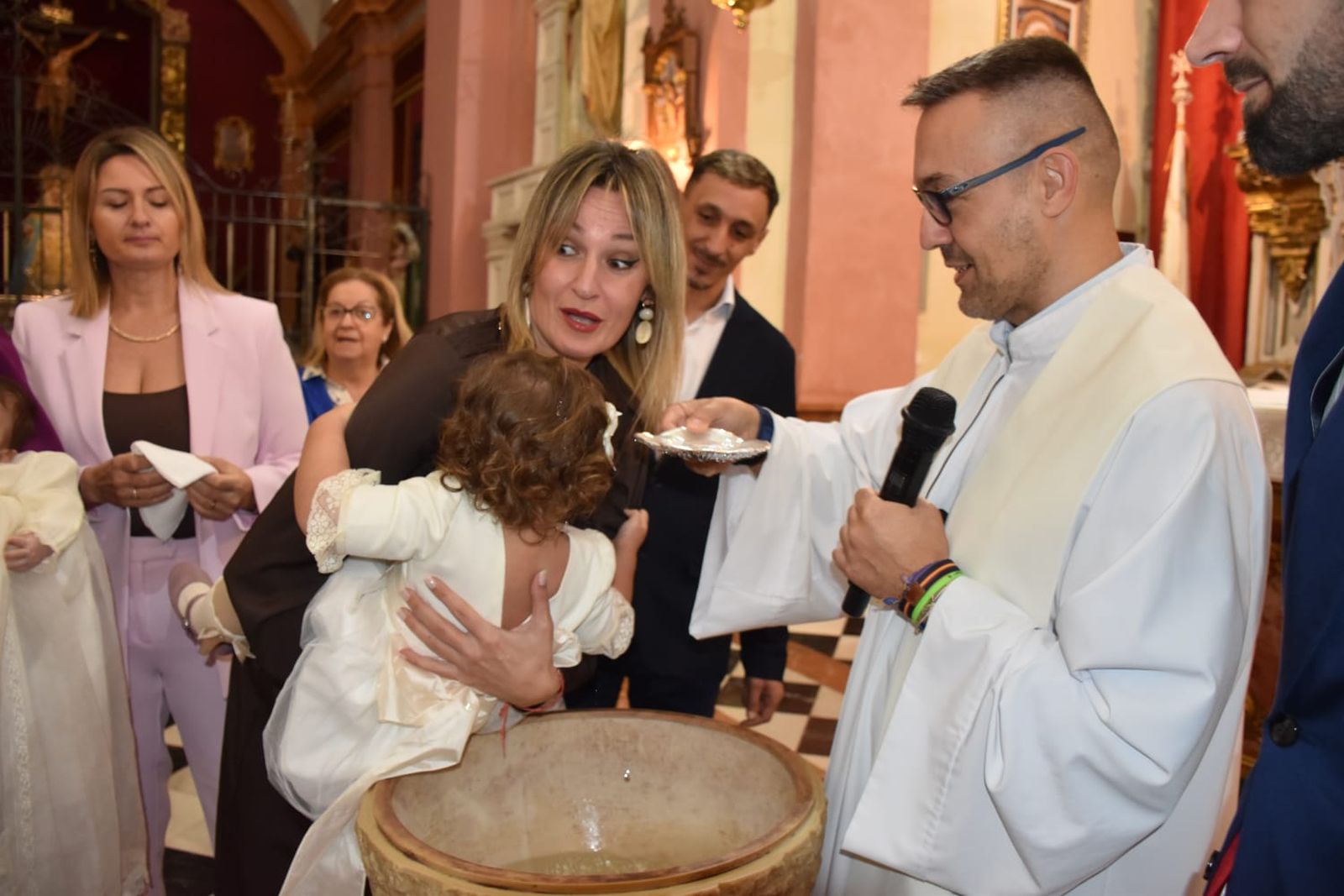 El bautizo de los hermanos Antonio y Jimena