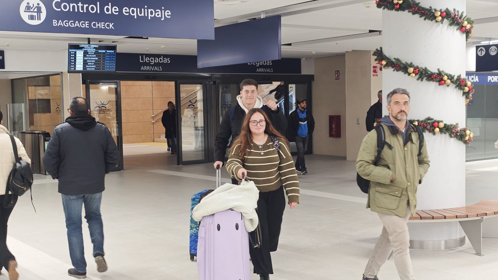Interior de la nueva terminal de la Estación Marítima de Ceuta
