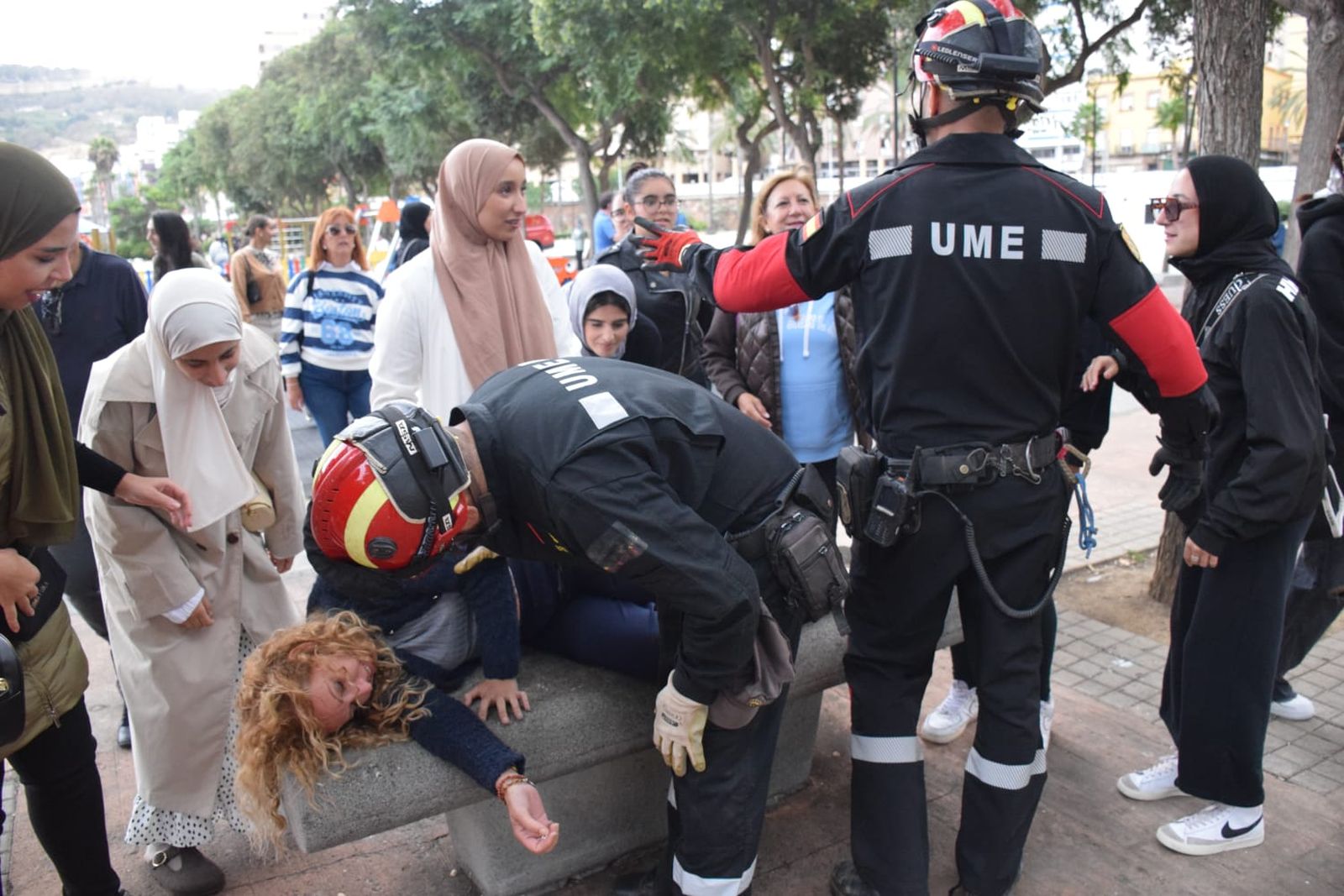 Ya en la jornada de este jueves habrá otros simulacros de máxima atracción como la simulación de la rotura de la presa del Desnarigado con avisos a la población, así como un segundo que tendrá como escenario el Puente del Cristo, donde se producirá el rescate de viandantes que caerán al Foso