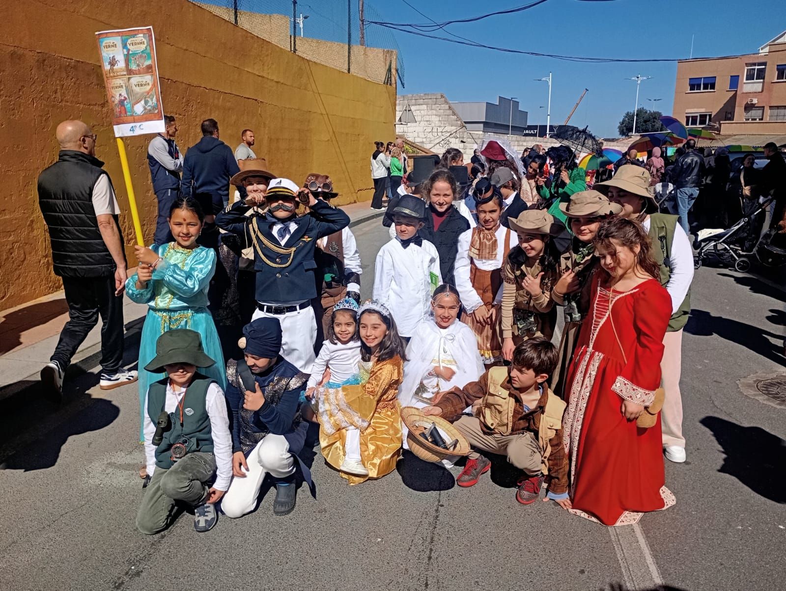 La 'vuelta al mundo' carnavalera del 'Ortega y Gasset