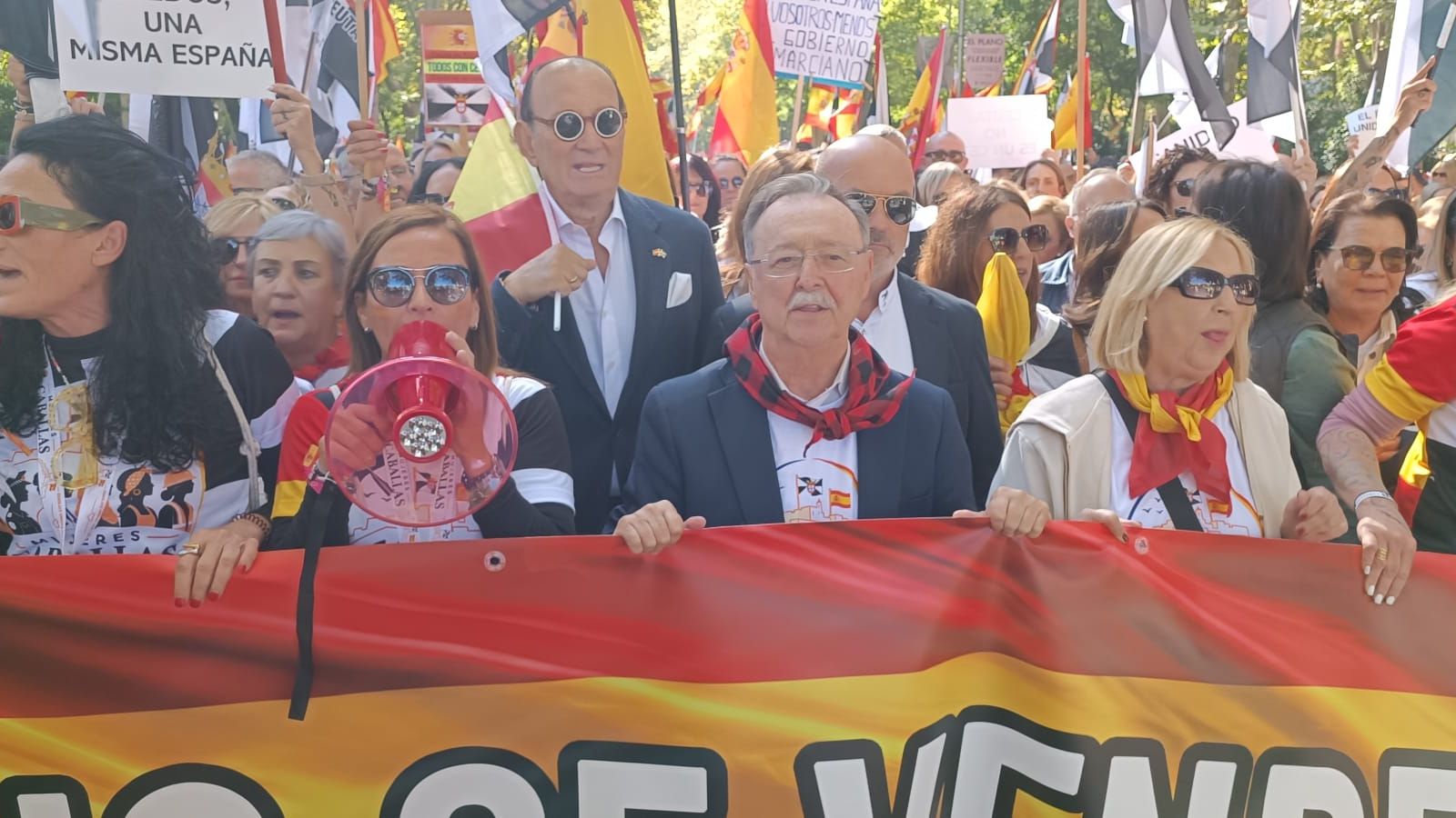 El presidente ceutí acusa a Pedro Sánchez de no haber utilizado los medios disponibles para impedir la entrada masiva de julio. Asegura que la ciudad continúa soportando una situación "absolutamente insostenible"