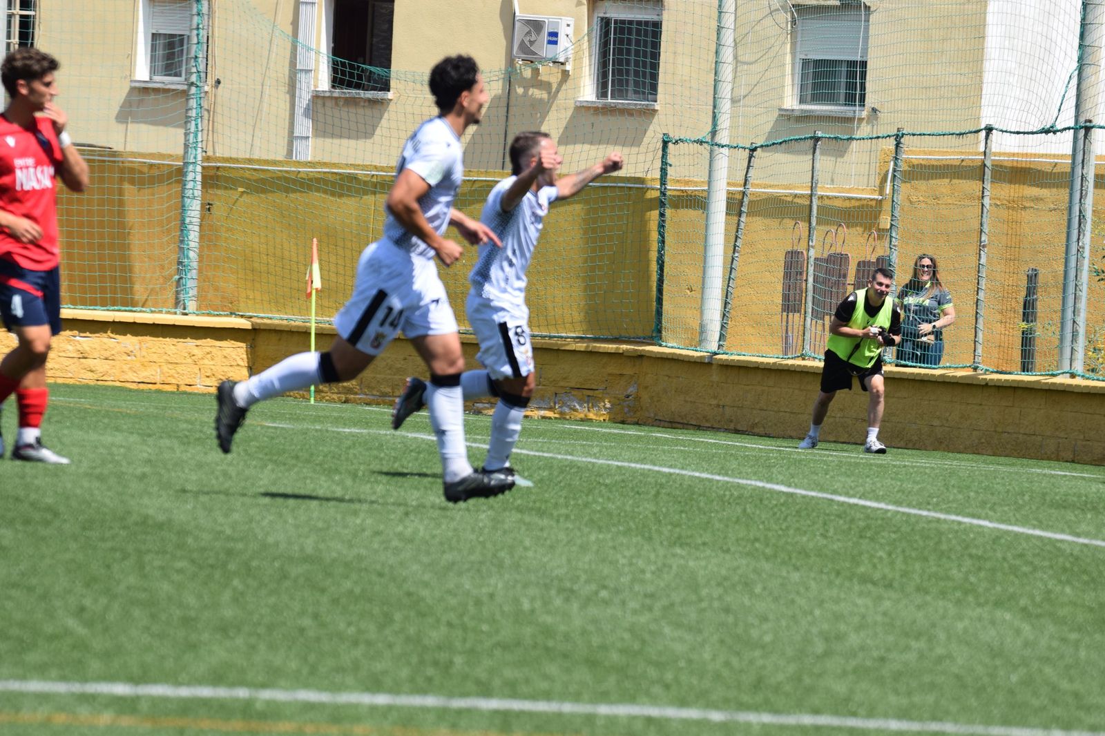 Partido AD Ceuta B-Dos Hermanas