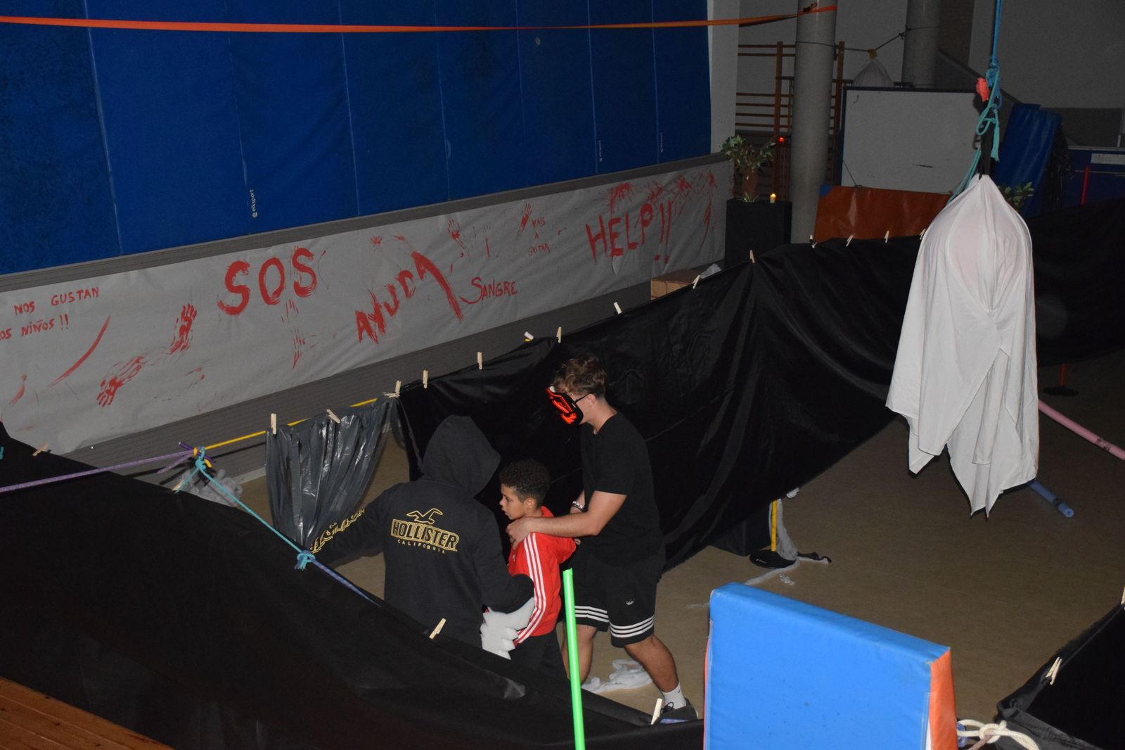 FOTOGALERÍA | Diversión terrorífica en el pasaje del Ciudad de Ceuta por Halloween