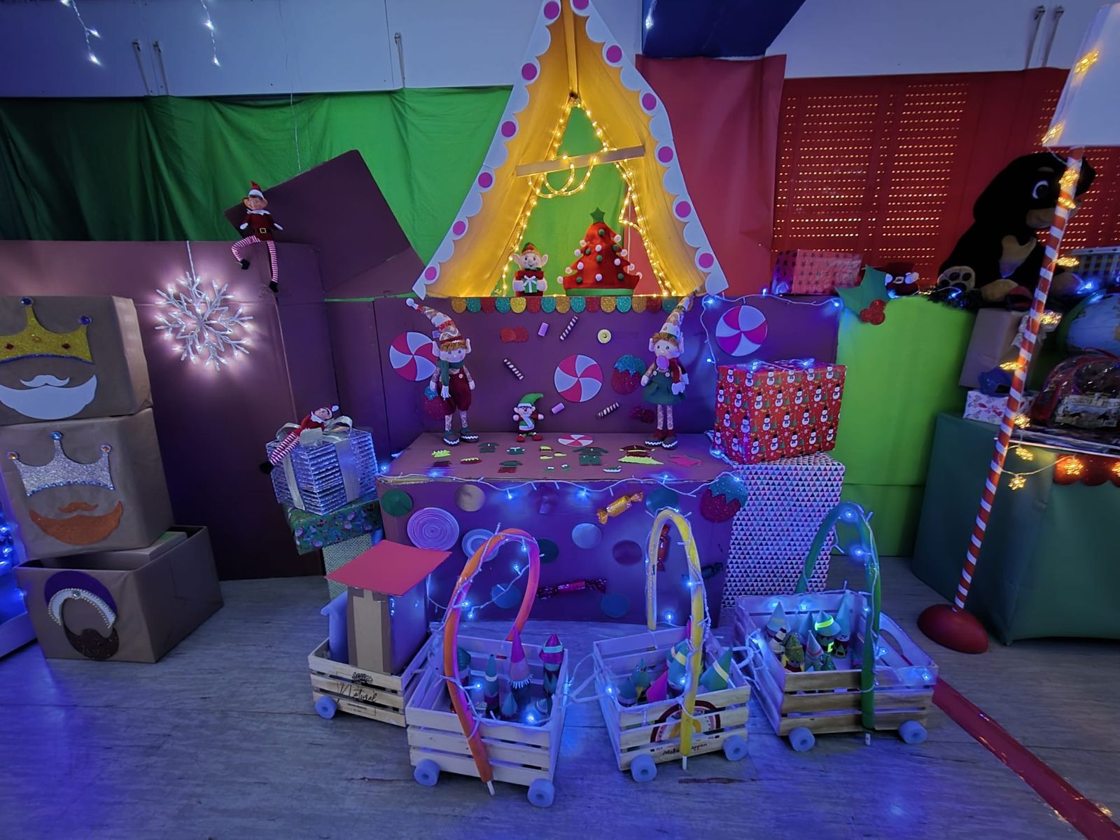 El CEIP Maestro Juan Morejón presenta su solidaria “Plaza de la Navidad”