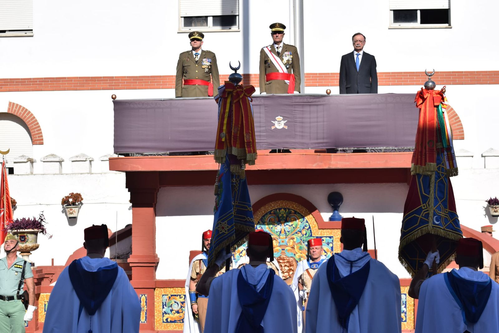 Regulares se viste de gala en honor de la Patrona de Infantería