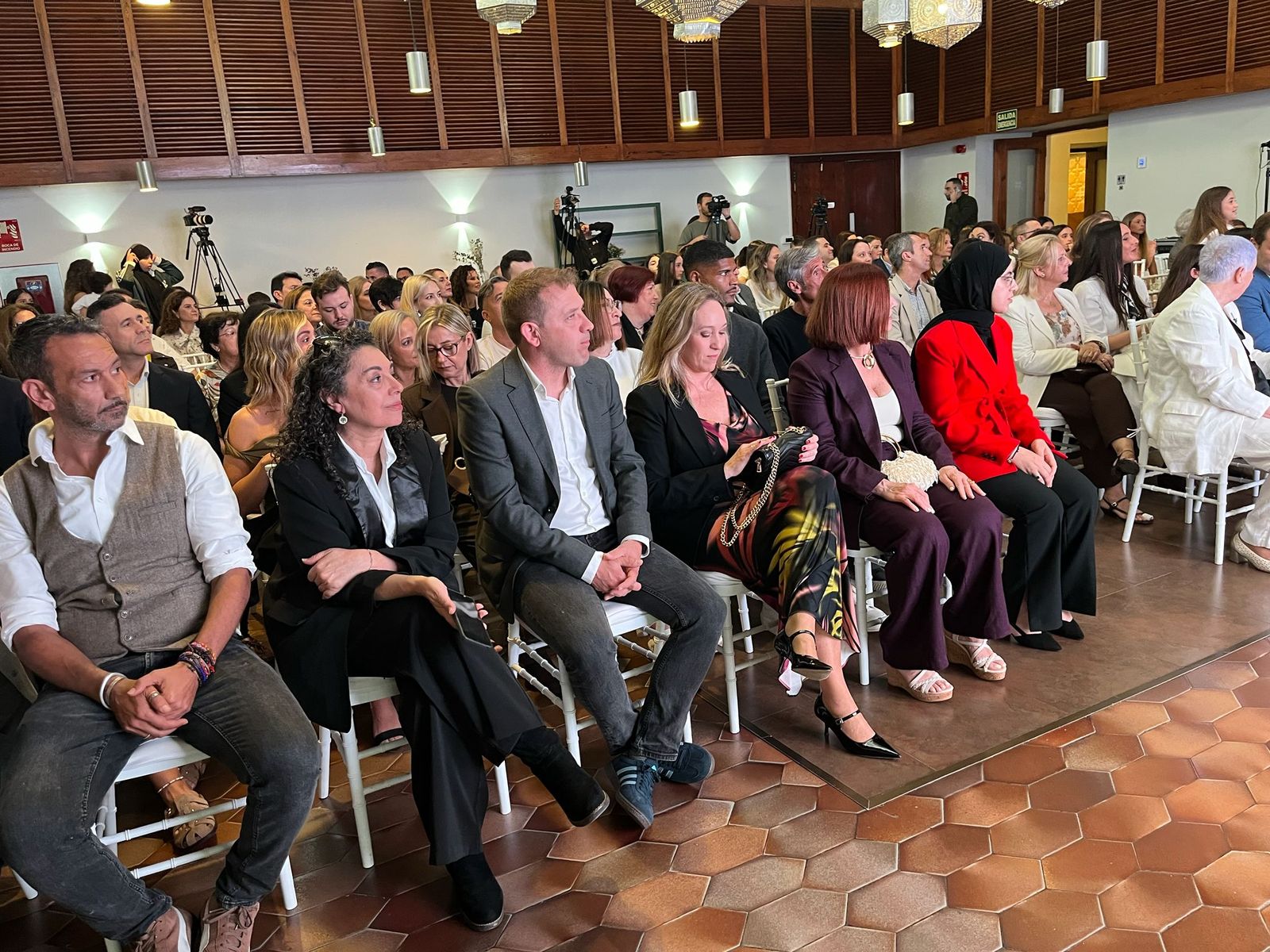 La gimnasia rítmica de Ceuta se viste de gala para celebrar 25 años de historia y emoción