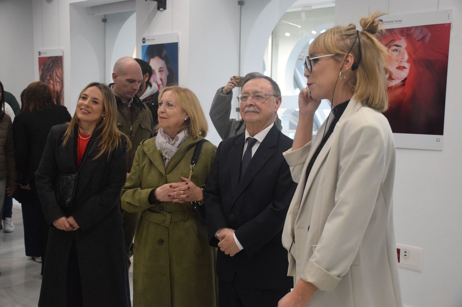 FOTOGALERÍA | La Fundación Premio Convivencia inaugura en Ceuta la muestra “Unik@”