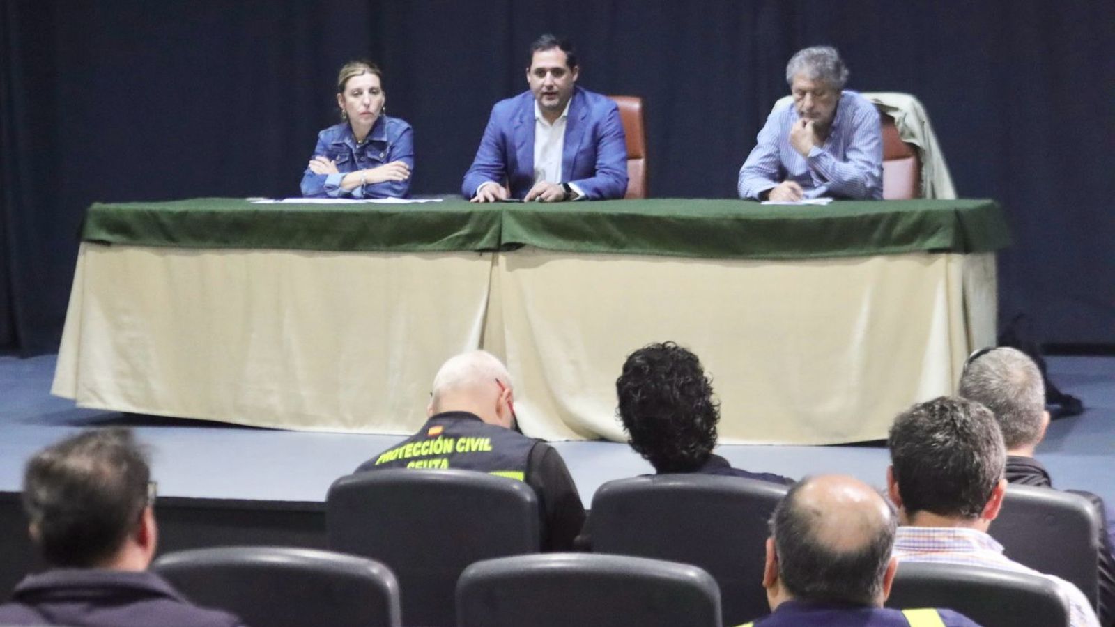La reunión se celebró en el salón de actos del Palacio Autonómico