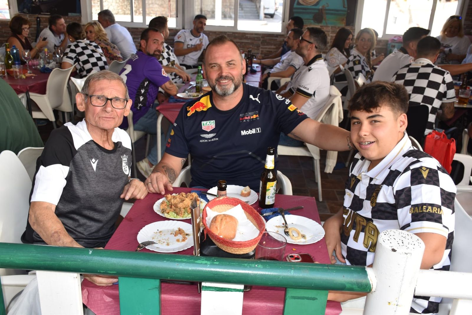 FOTOGALERÍA | Así vio Nicol's a los ceutíes en la previa de la AD Ceuta contra el Mirandés
