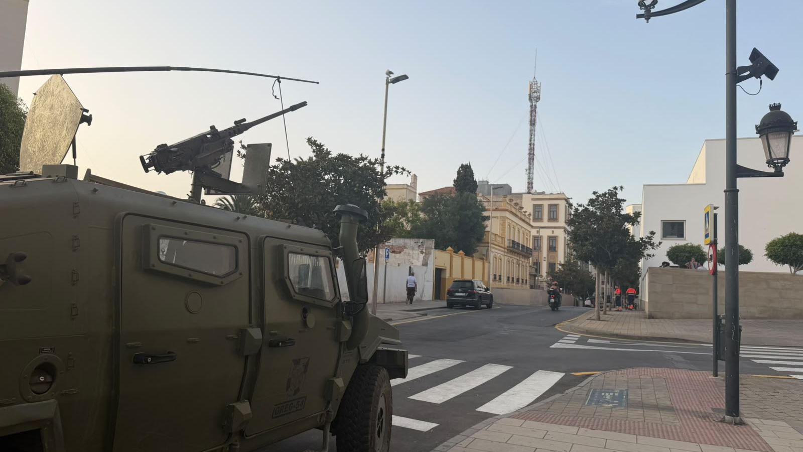 La labor desarrollada por el Ejército ha sido clave durante la crisis migratoria de Ceuta
