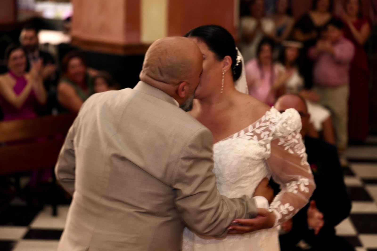 Eva y Fran contraen matrimonio en Los Remedios
